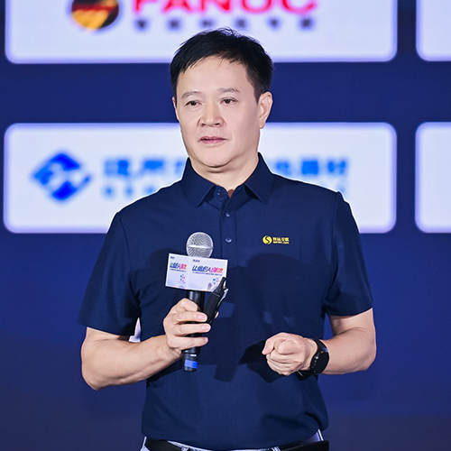 徐石，讓企業AI落地